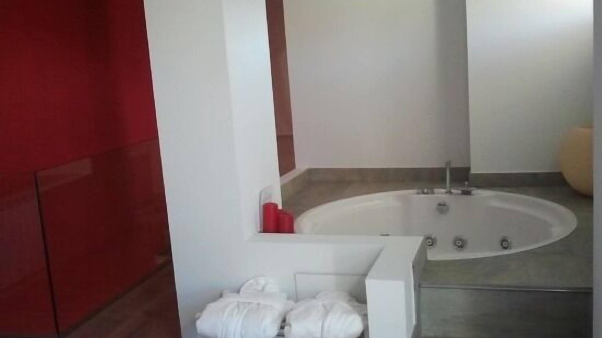 Olmos de Penafiel Cottage | House with jacuzzi for two people in the Ribera de Duero