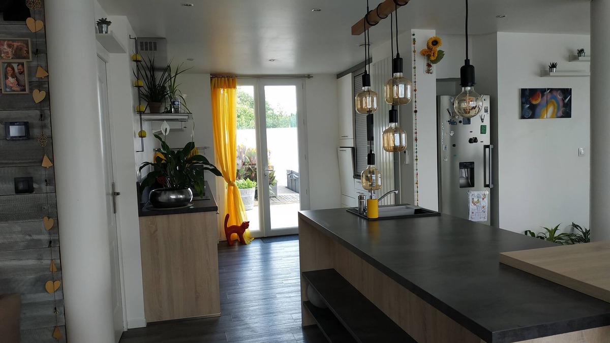 Bourgneuf House | House with Jacuzzi+terrain pétanque 6 pers /classified*/20 min from La Rochelle
