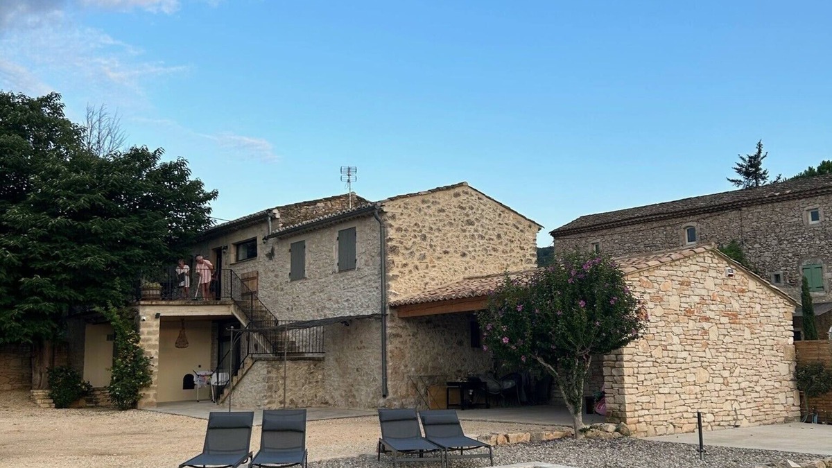 Goudargues Other | House with large pool in a quiet area