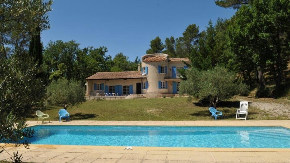 Grambois House | House with large swimming pool. Peace and quiet in the middle of 2 hectares