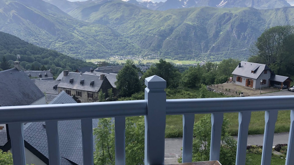 Azet House | House with magnificent view