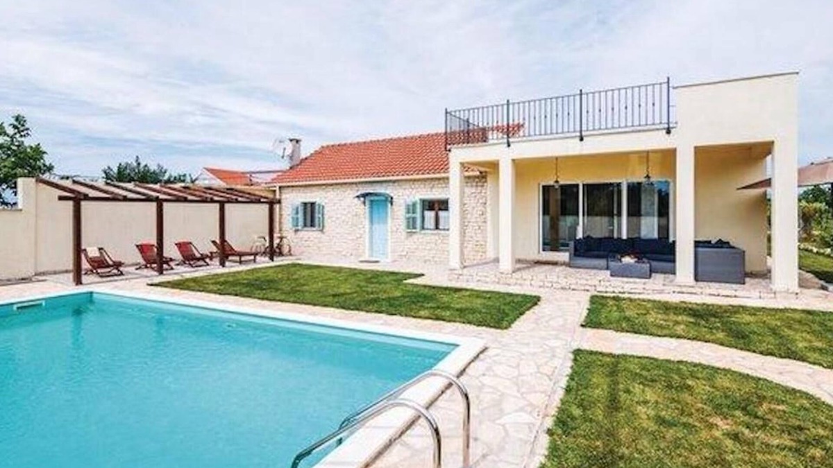 Murvica House | House with outdoor pool - Perfect for families!