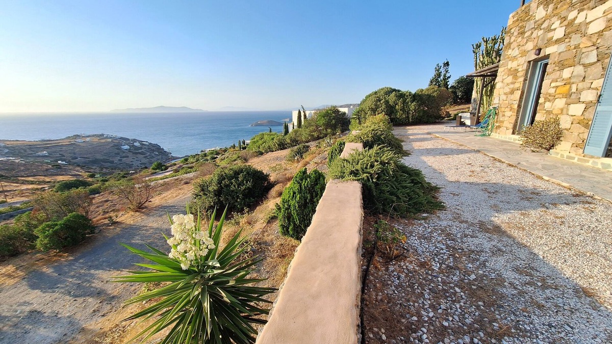 Kini House | House with panoramic view