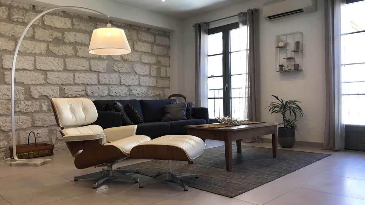 Aigues-Mortes Medieval City House | HOUSE WITH PATIO & POOL IN THE HEART OF THE RAMPARTS!