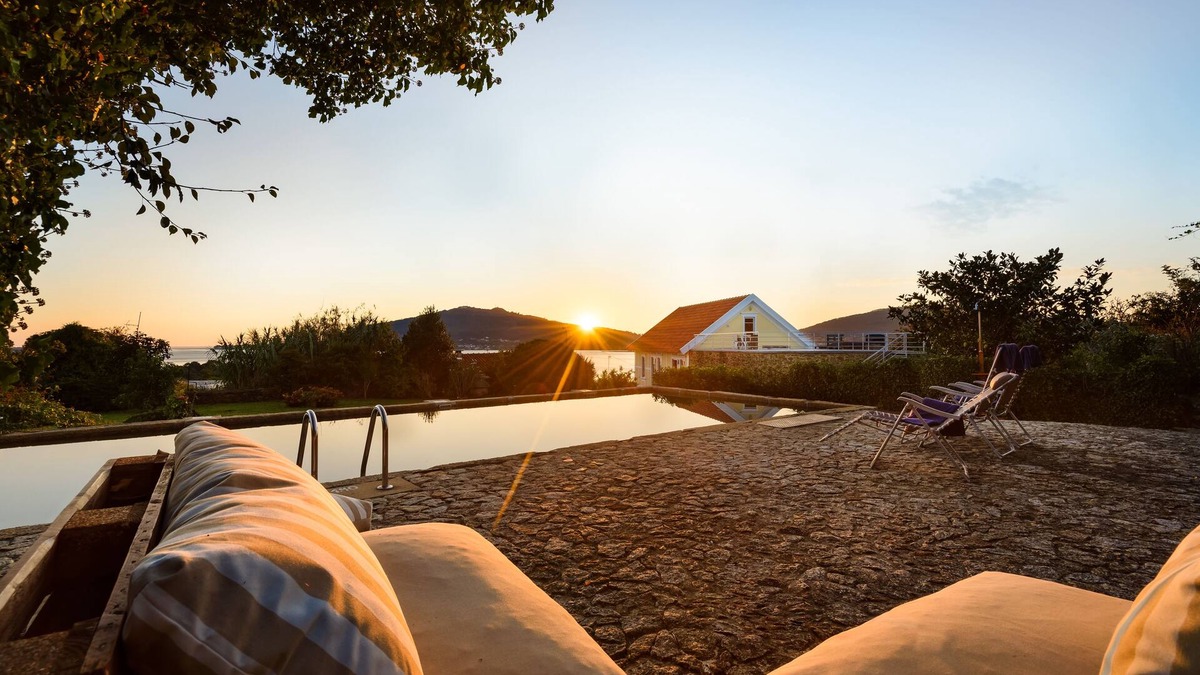 Seixas House | House with pool in Caminha