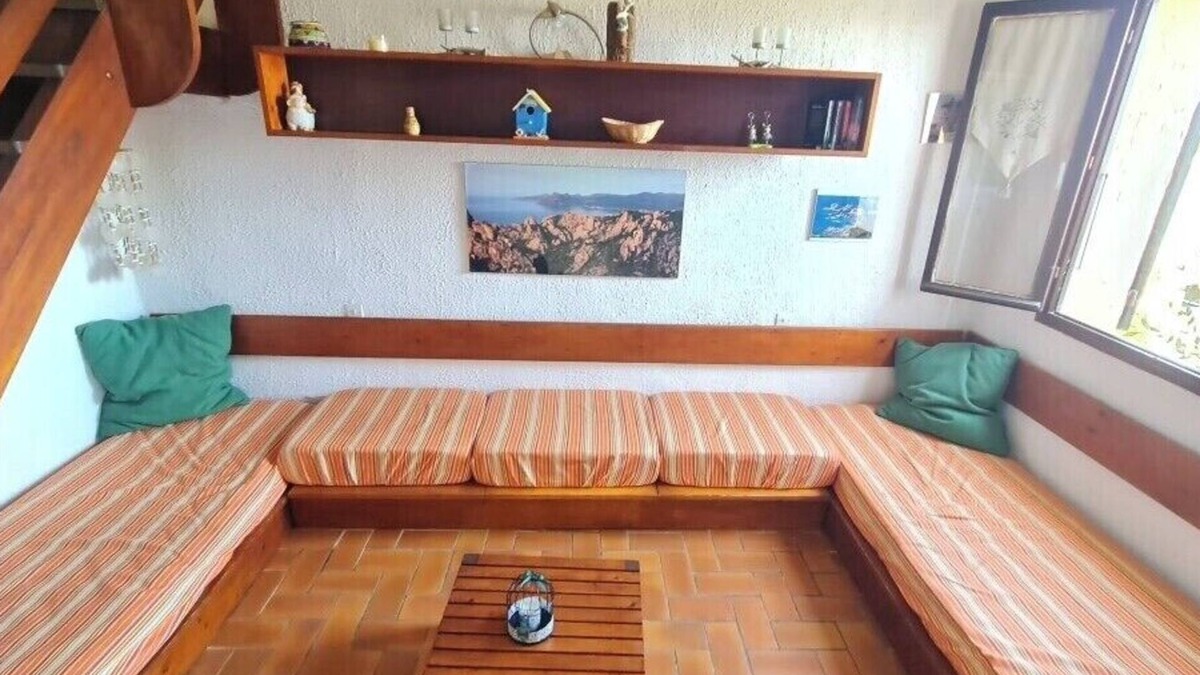 Albitreccia Apartment | House with pool and tennis court in Porticcio