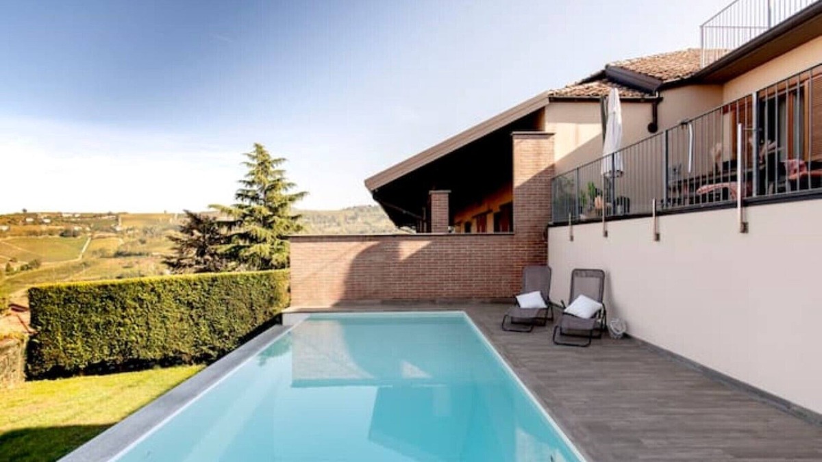 Alba Apartment | House with pool in downtown Alba | LaCollinaInCittà CIR00400300146