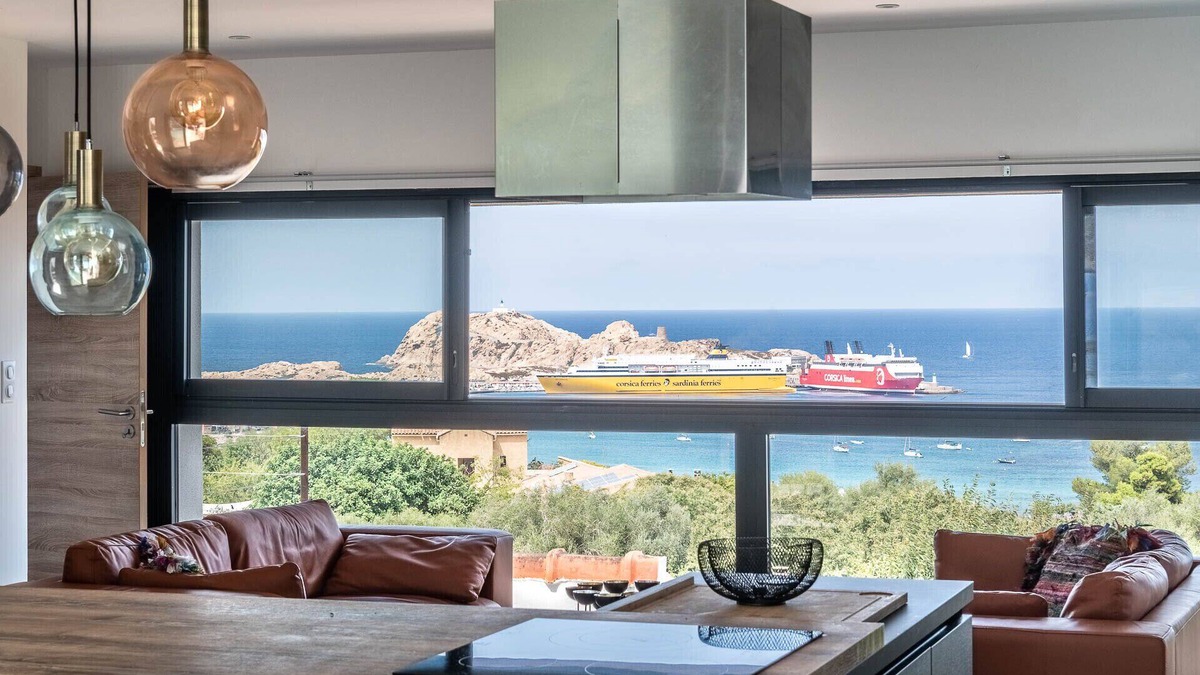L'Ile-Rousse House | House with private pool, Rooftop roof, sea and city views