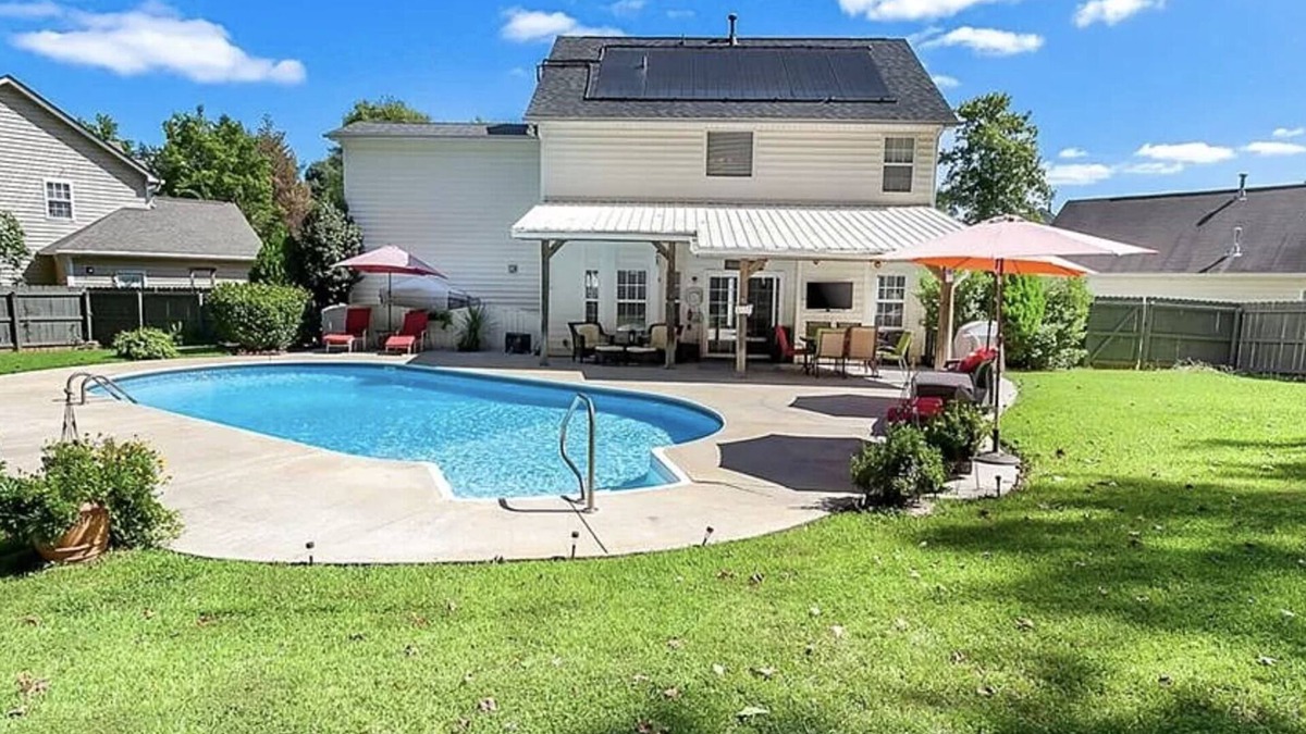 Mint Hill House | House with Private Pool and Backyard Oasis