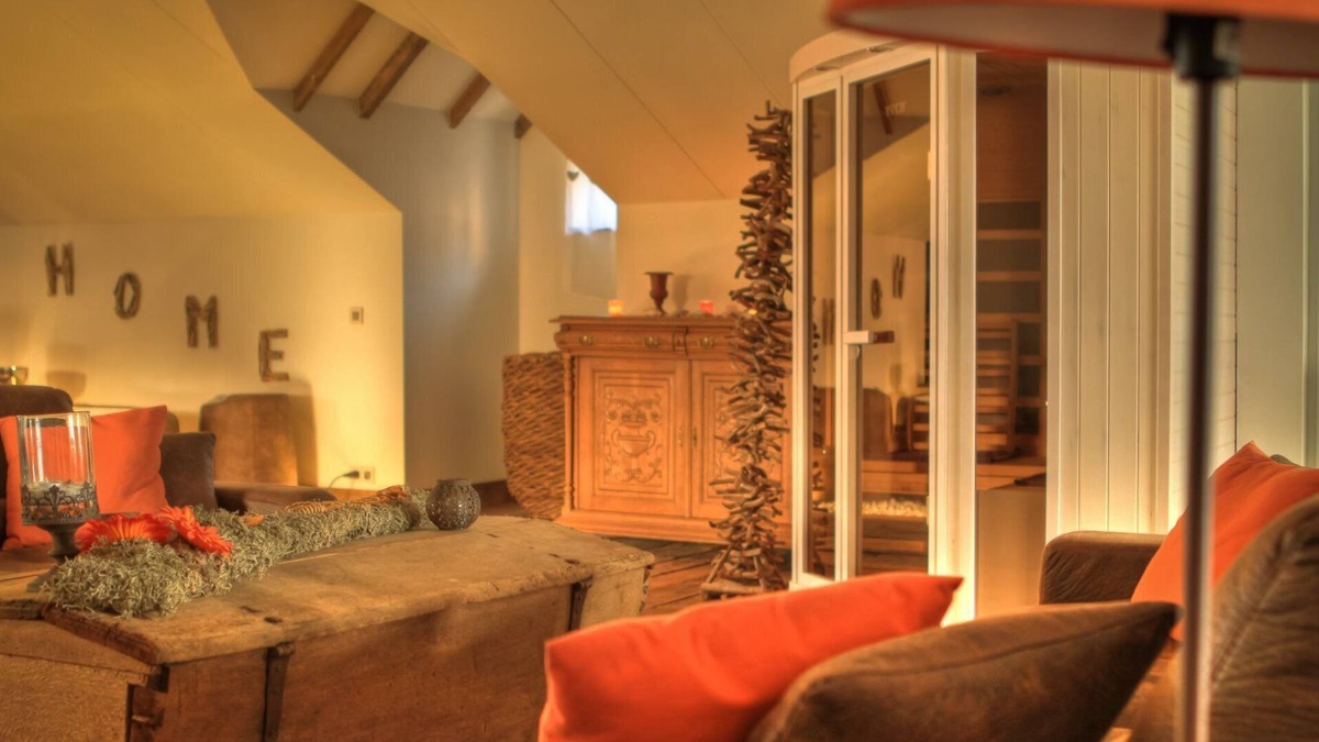 Theux House | house with private pool, jacuzzi, sauna, hammam for 4 adults, 2 children