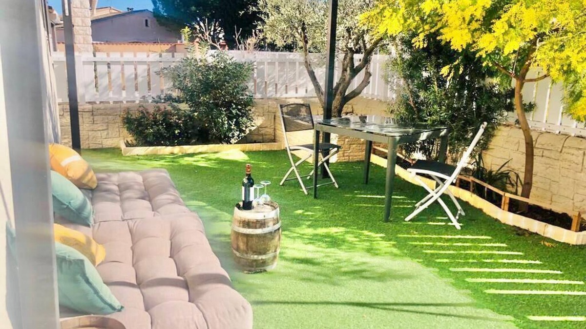 Pomerols House | House with quiet garden - 15 min from the beaches of Marseillan and Cap d'Agde