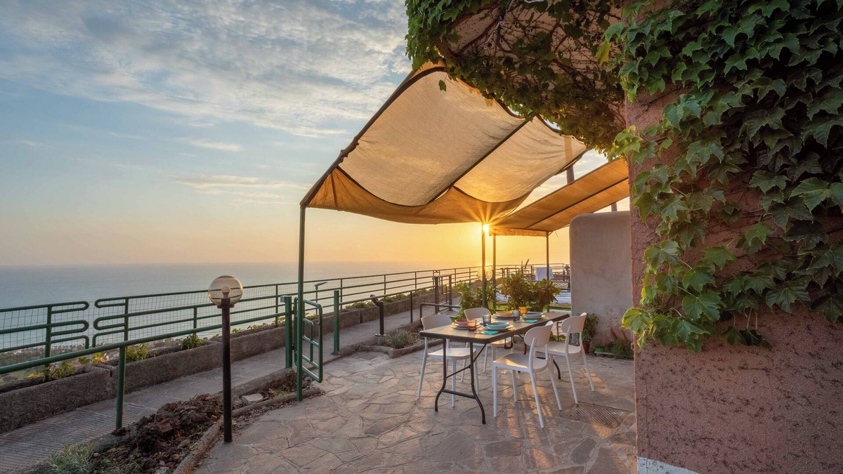 Agropoli House | House with sea view, with equipped garden, private parking, pets allowed