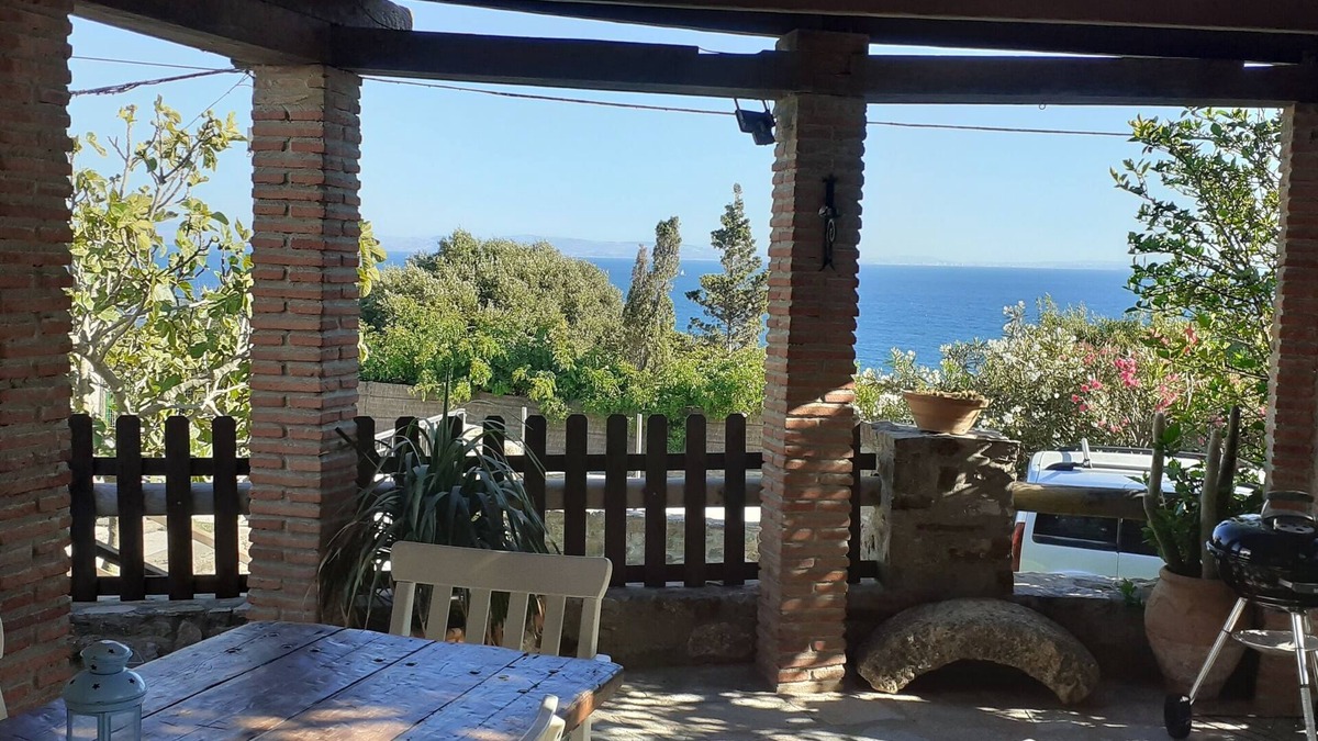 Bolonia House | HOUSE WITH SEA VIEWS AND VIRGIN BEACHES. FREE WIFI. PUNTA PALOMA, RATE,