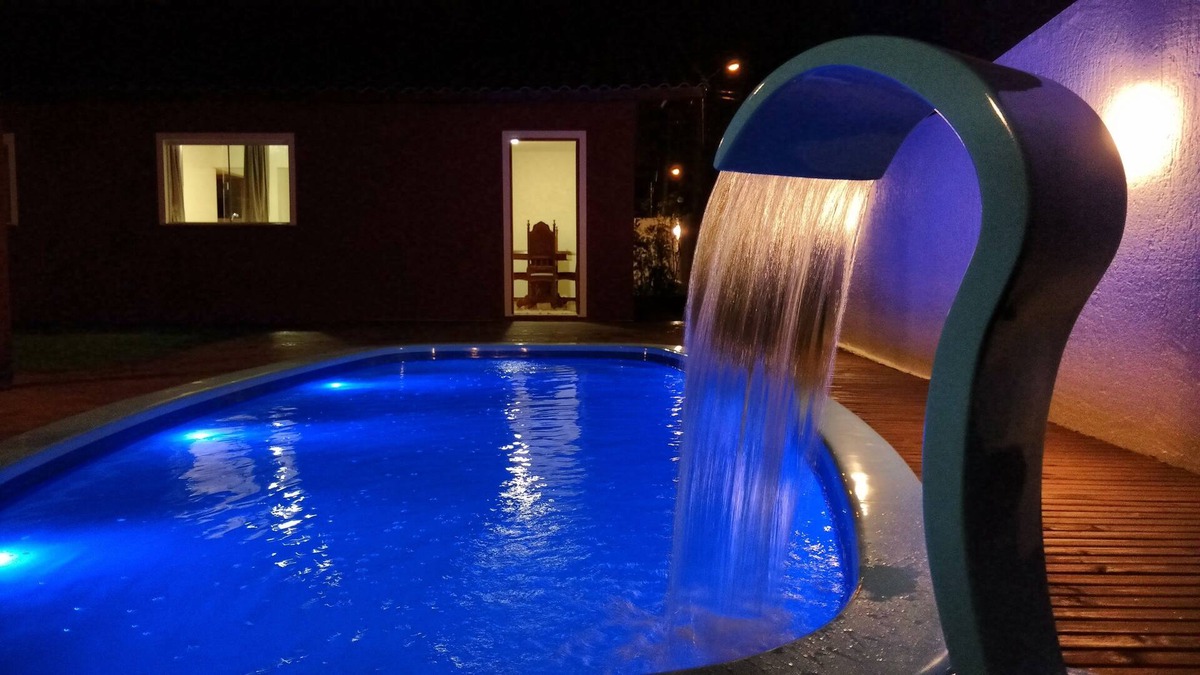 Alto Ribeirao Leste House | house with swimming pool, internet wi-fi, air conditioning near the south beaches of the island