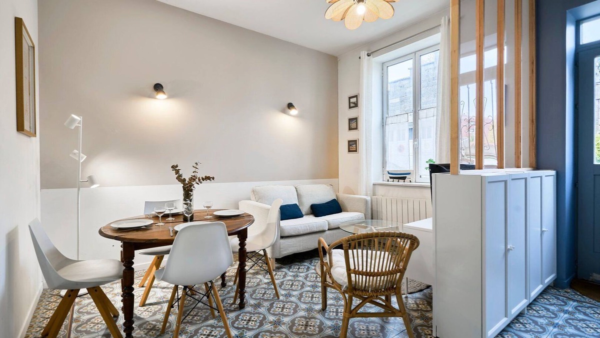 Marcq-en-Baroeul House | House with terrace 2 bedrooms in Marcq en Baroeul.