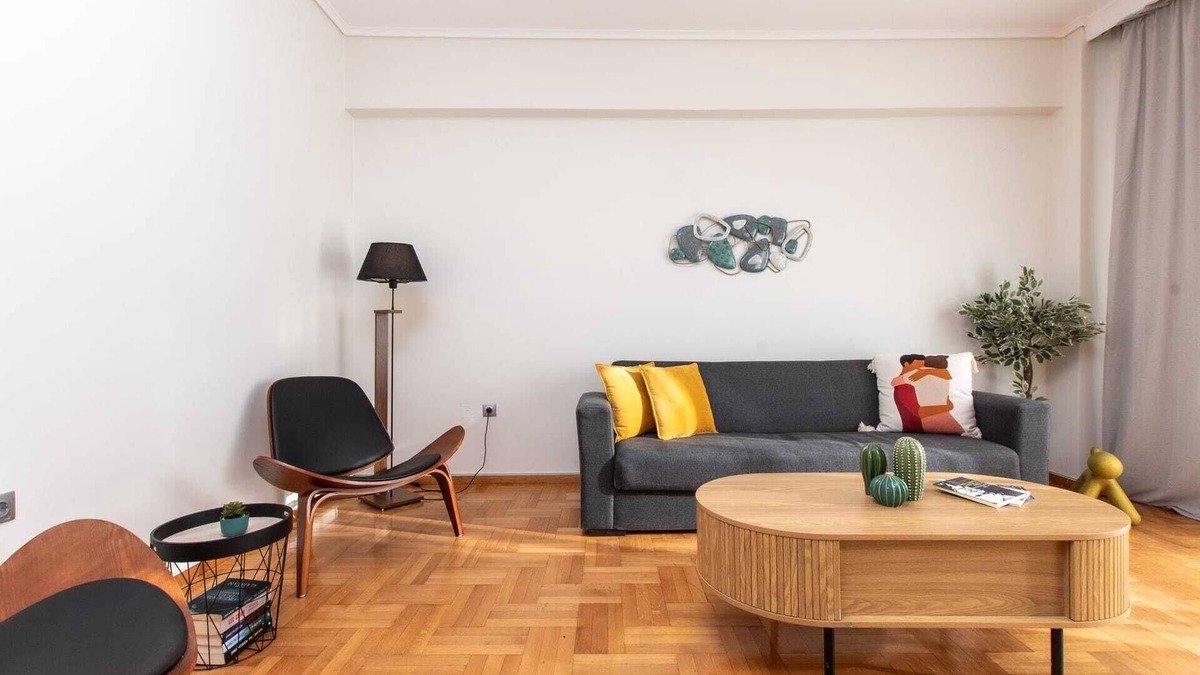 Thessaloniki City Centre Apartment | Houseloft Cityscape Bliss