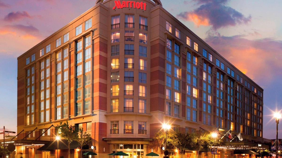 Sugar Land Hotel | Houston Marriott Sugar Land