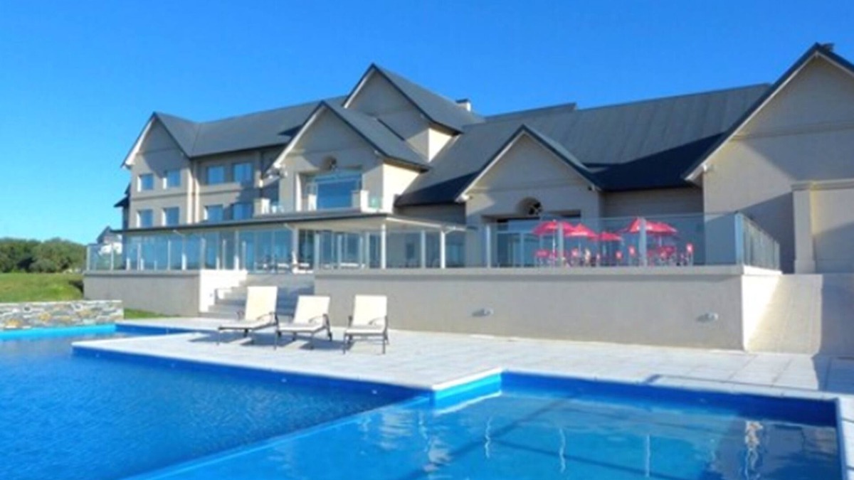 Almafuerte Hotel | Howard Johnson by Wyndham Piedras Moras