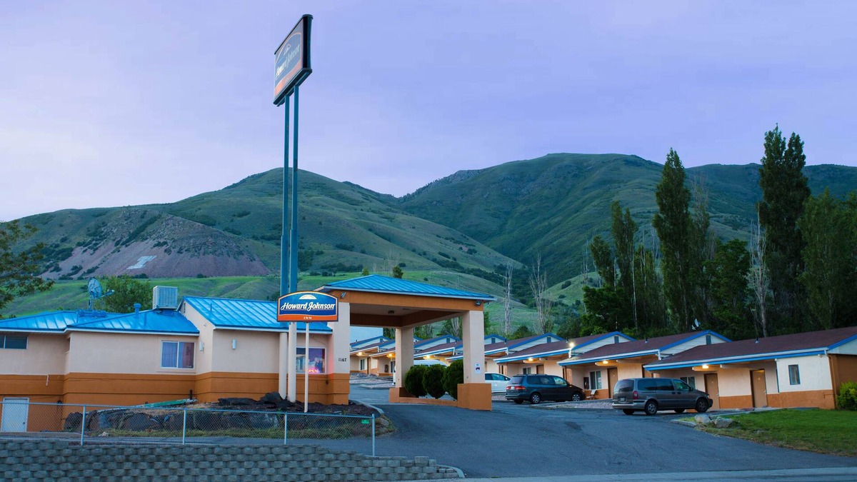 Brigham City Hotel | Howard Johnson by Wyndham Brigham City