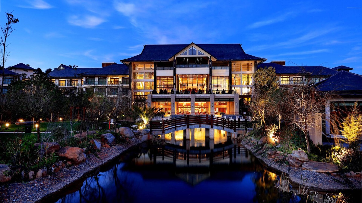 Xishan Hotel | HUALUXE Kunming by IHG