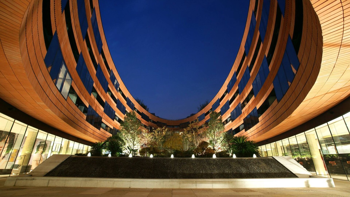 Xuhui Hotel | HUALUXE Shanghai Twelve at Hengshan by IHG