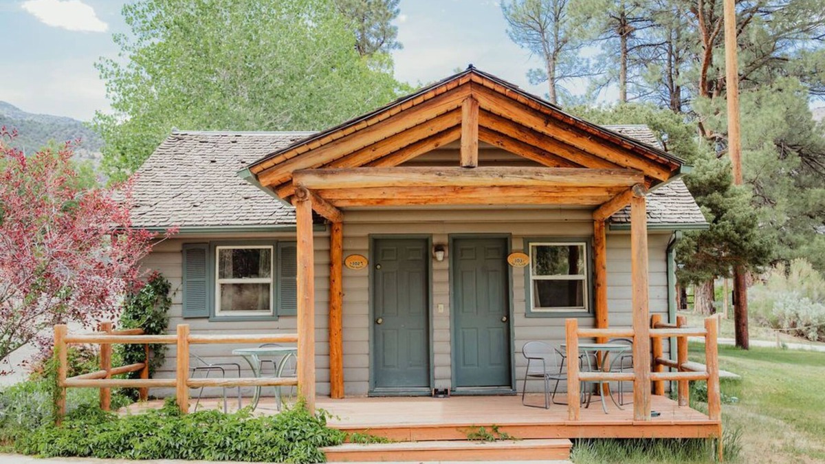 Sevier Cabin | Huckleberry Hideout Cabin