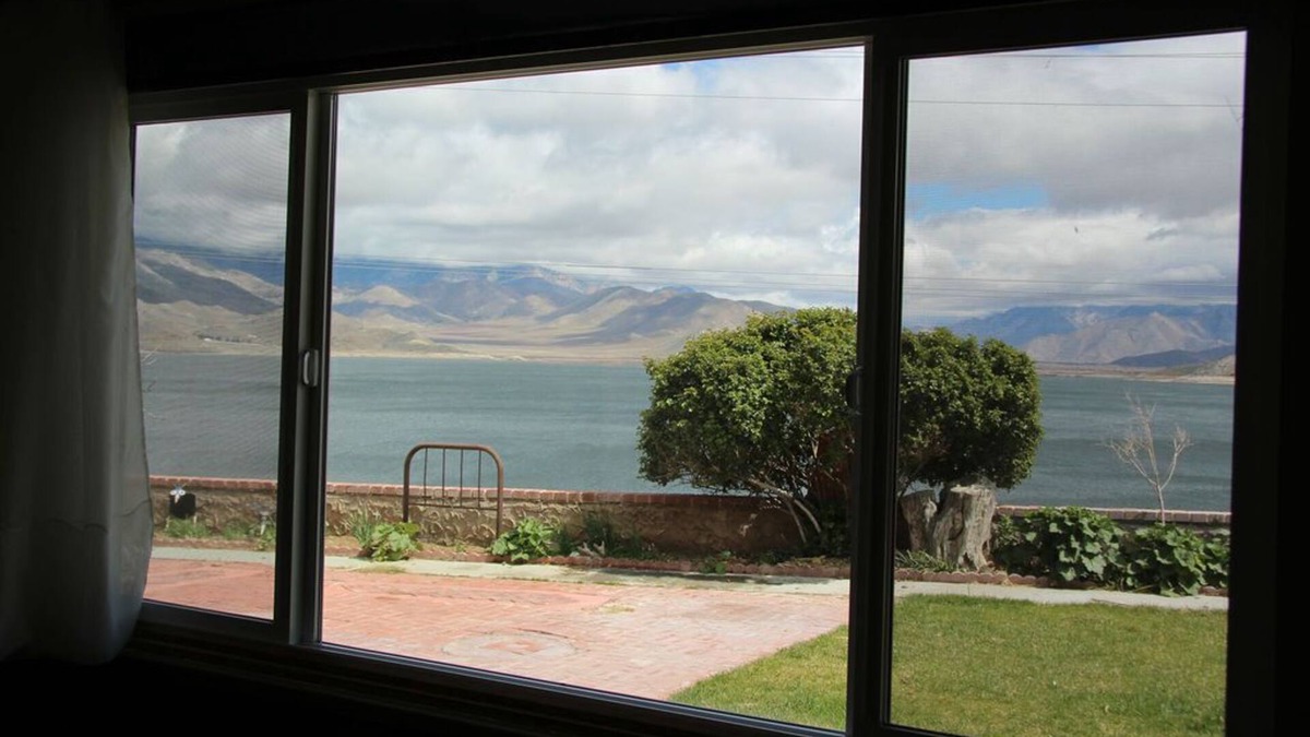Lake Isabella House | Huge 4 bedroom lakeview home