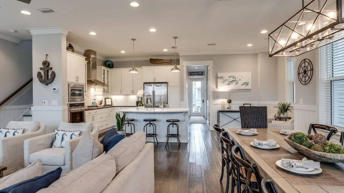 Santa Rosa Beach House | Huge at 2,552 SqFt! 3 King Beds, 4 Bikes! 2 Pools - TipSea Turtle on 30A