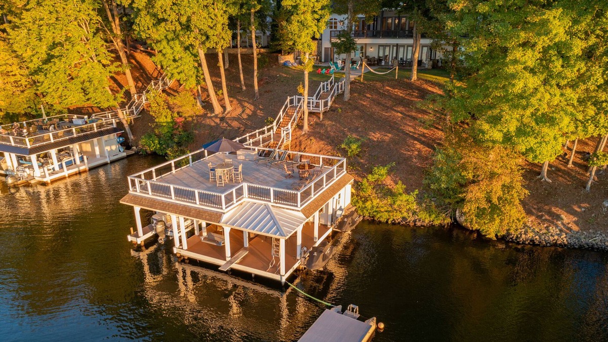 Macon House | Huge House /Huge Water! Big Sunroom, movie rm, 2level boathouse, outdoor kitch