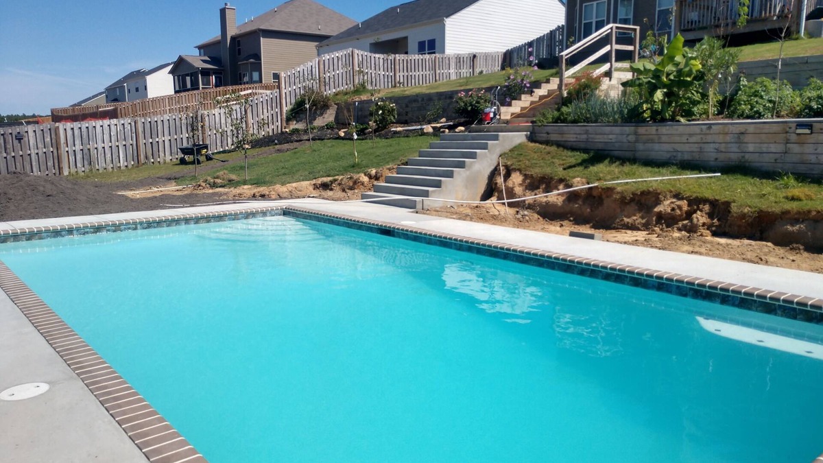 Fort Gordon House | Huge house with pool