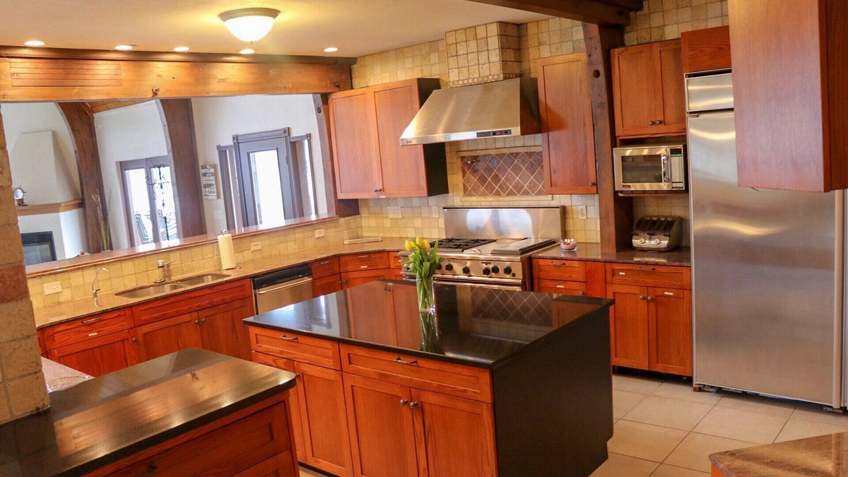 Auburn House | Huge Lakefront A-frame on Owasco, 4 king bedrooms, 5 bathrooms, Sleeps 10-12