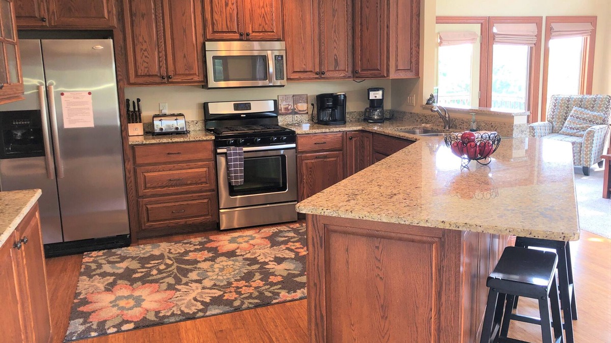 The Galena Territory House | Huge Luxury Pet-Friendly Home with pool table and firepit.