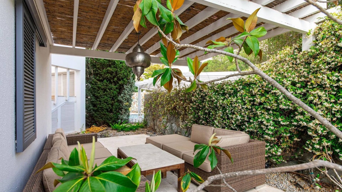 Gumusluk Villa | Huge Luxury Villa With Pool Near Beach in Bodrum