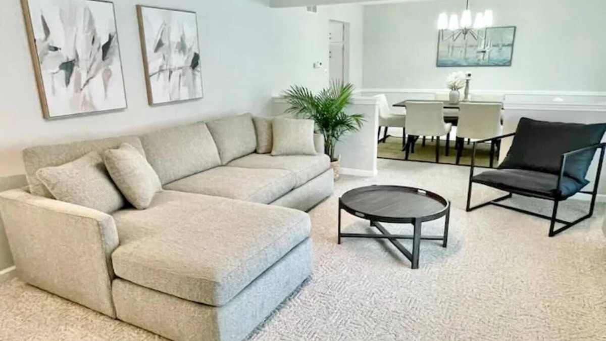 Carmel House | Huge, Peaceful home in Carmel!