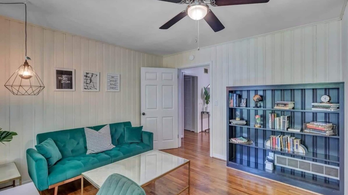Avondale House | HUGE ranch style house with an MCM flare!
