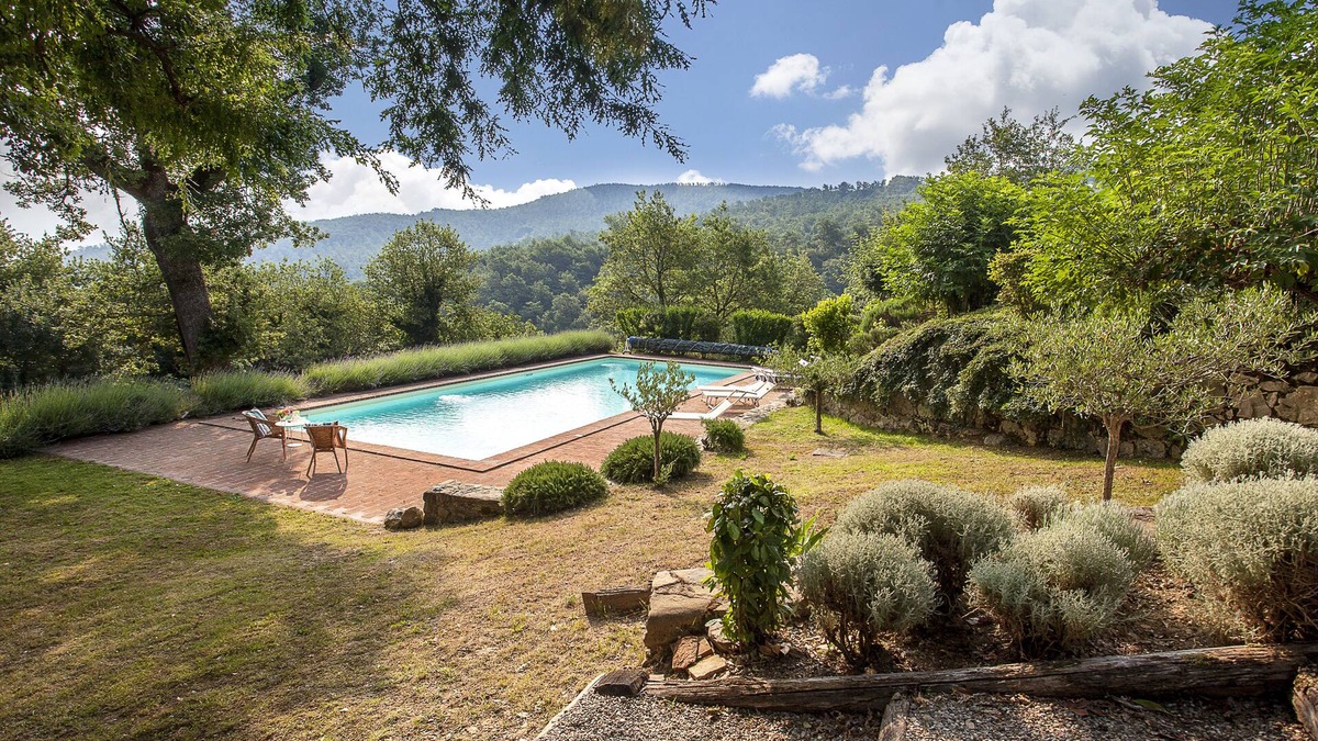 Bivio Lugnano Villa | Huge Saline Heated Pool, Amazing views, WI-FI, 4bed+4 bath, IT054013C274020111