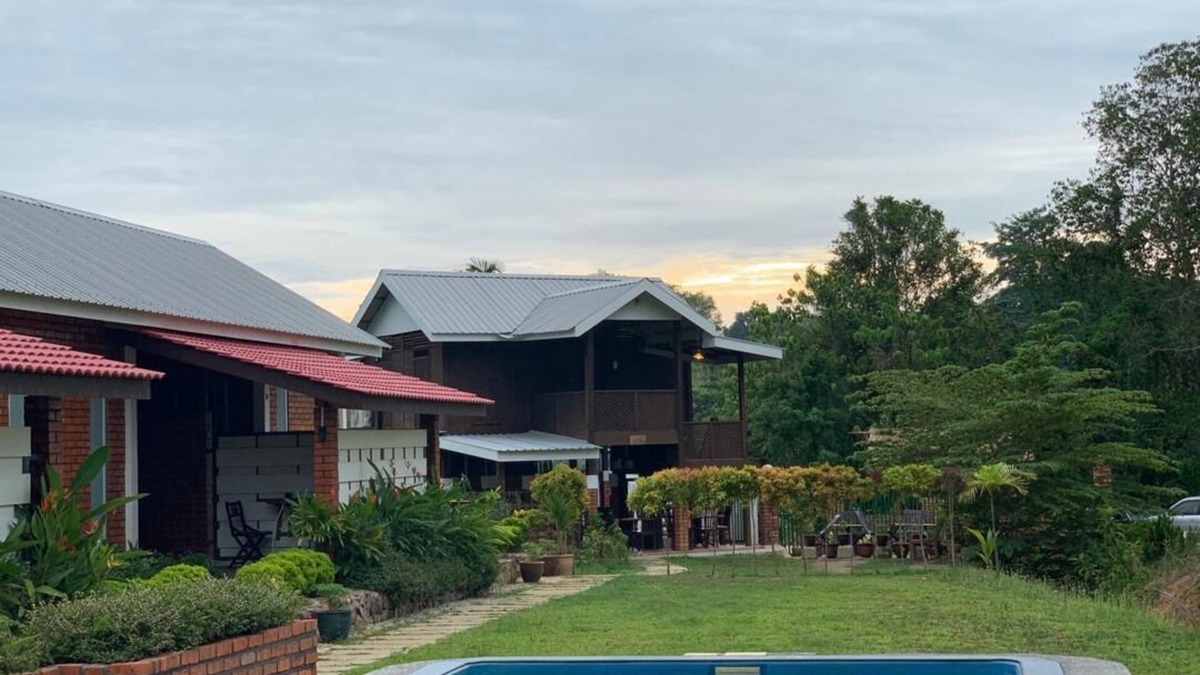 Kampung Kedawang Resort | Hujung Kampung Resort