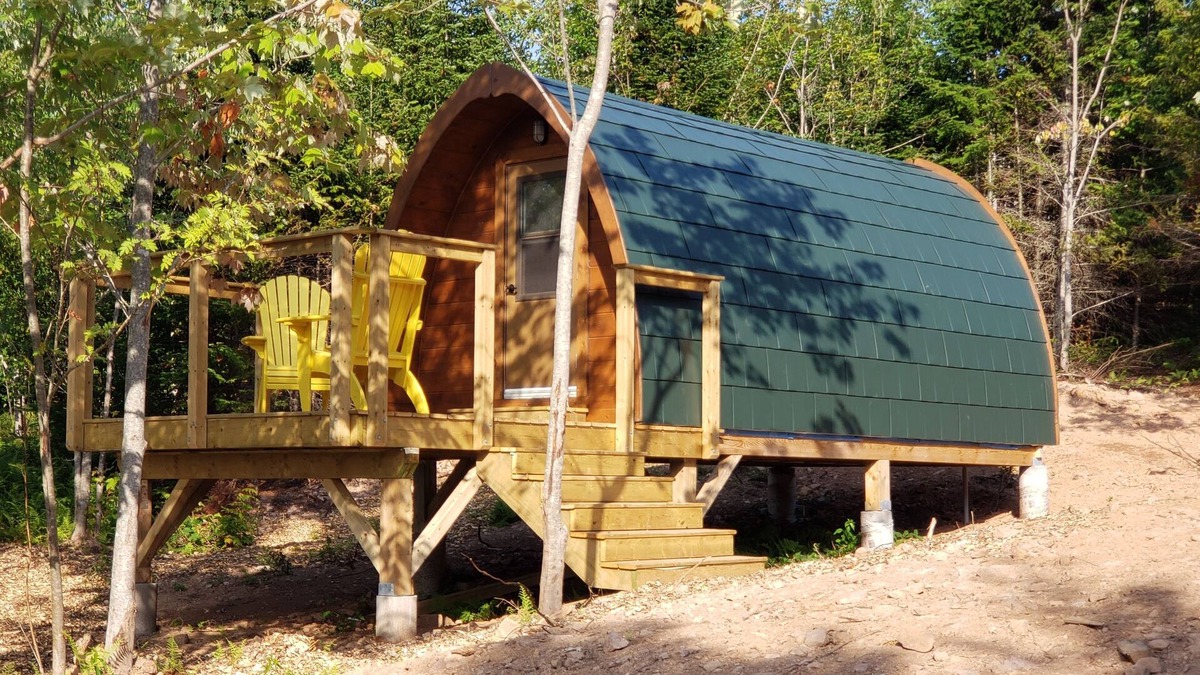 Englishtown Cabin | Hummingbird Hike-In Sleeping Pod at Sally's Brook Wilderness Cabins