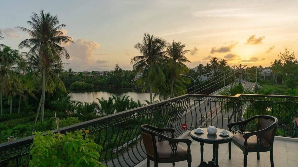 Cam Thanh House | hung hoang villa hoi an