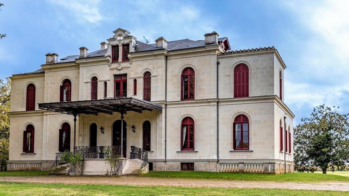 Richelieu Other | Hunting lodge in the park of the Château de Richelieu 14p