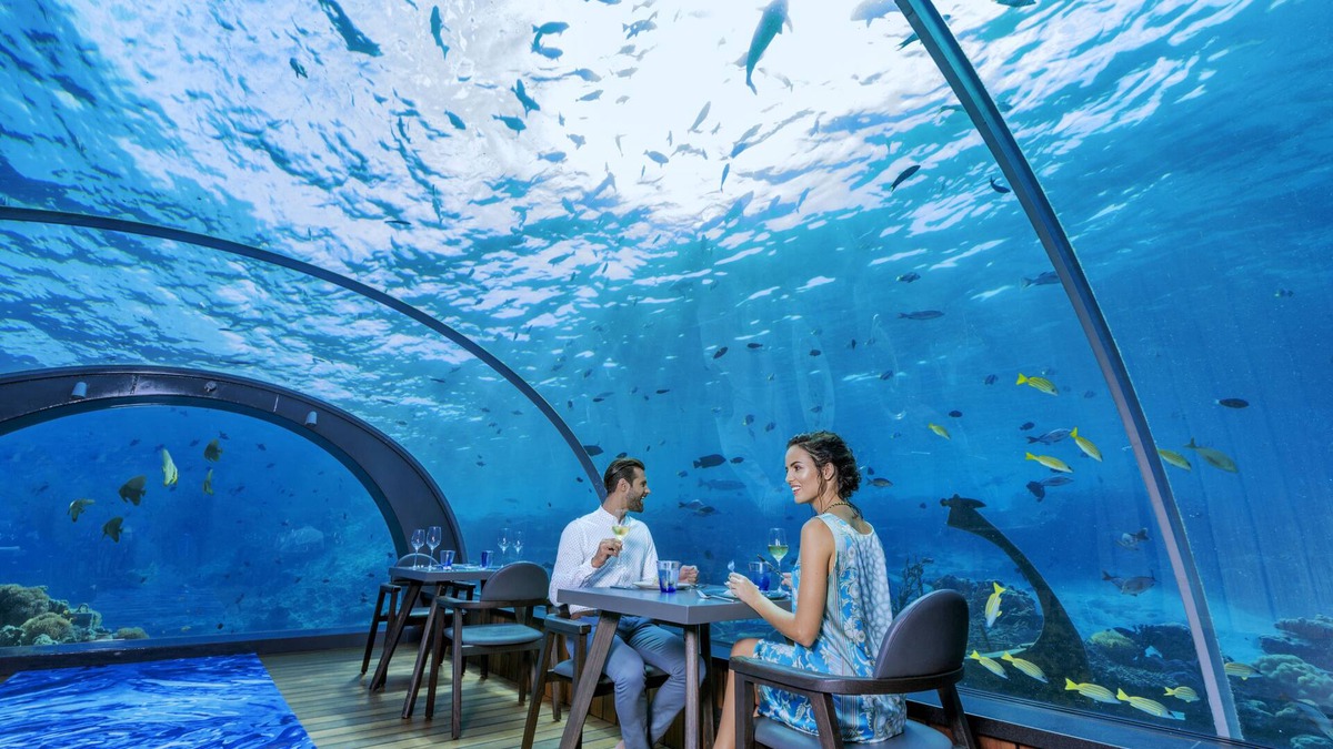 Huruvalhi Resort | Hurawalhi Island Resort