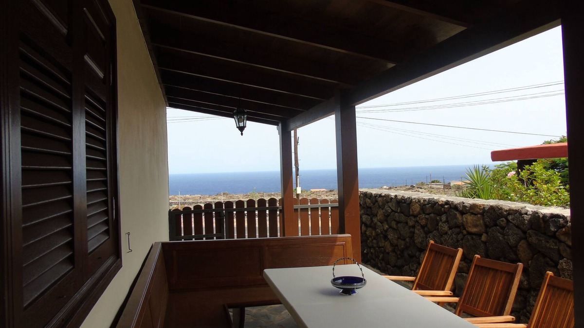 Frontera House | HUS RITA 4 EL HIERRO