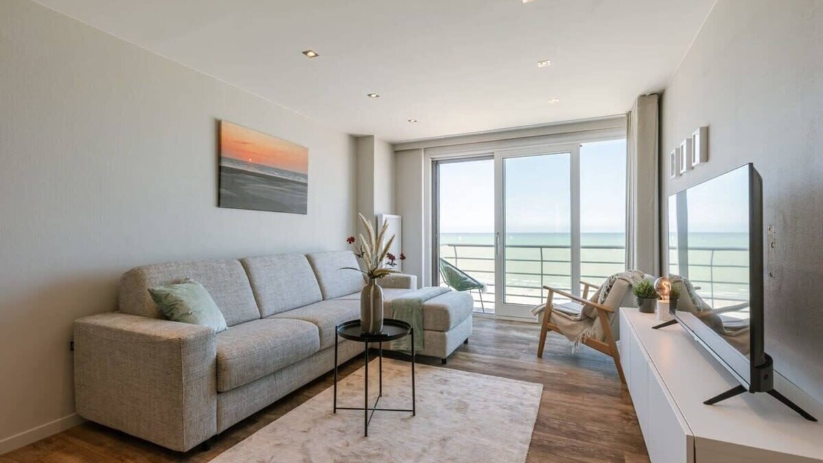 Nieuwpoort-Bad Apartment | Huswell - Cosy apartment with frontal seaview