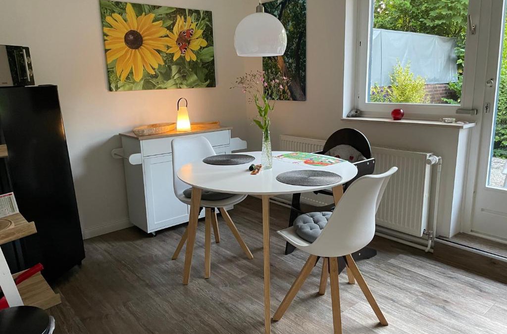 Ramelsloh Apartment | HUUS UTSPANN FeWo mit Terrasse - 23 km vor Hamburg -