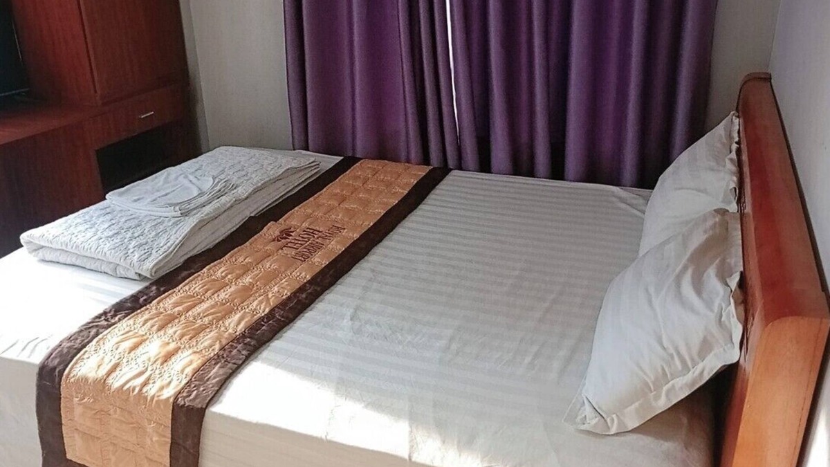 Soc Son House | Huy Hoang Airport Hotel