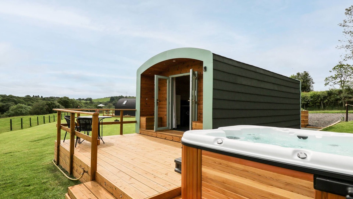 Llandrindod Wells Cottage | HWYL, romantic, character holiday cottage in Llandrindod Wells