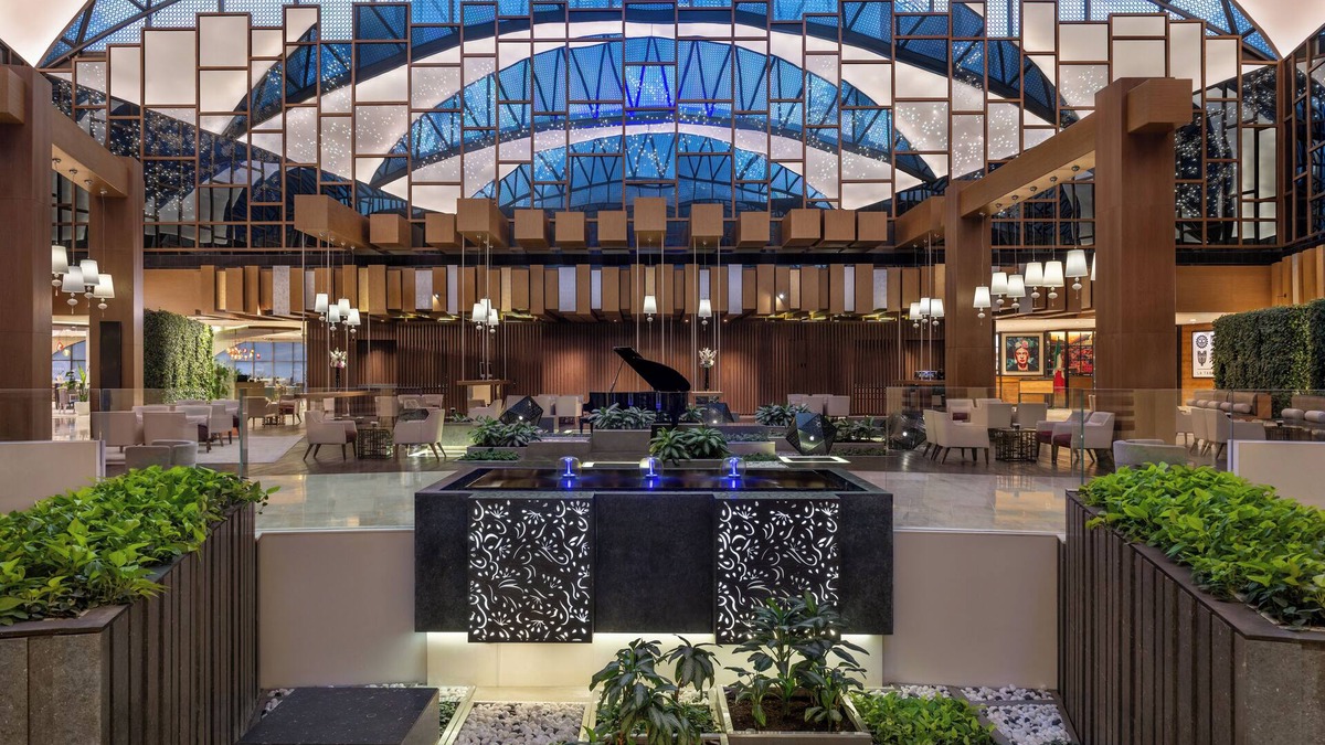 Bur Dubai Hotel | Hyatt Regency Dubai Creek Heights