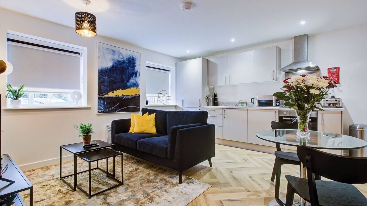 Cricket Green Apartment | Hybrid Resi - Mitcham |1 Bed Apartment