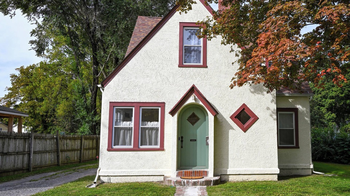 Hyde Park House | Hyde Park Cottage - Gateway to the Hudson Valley
