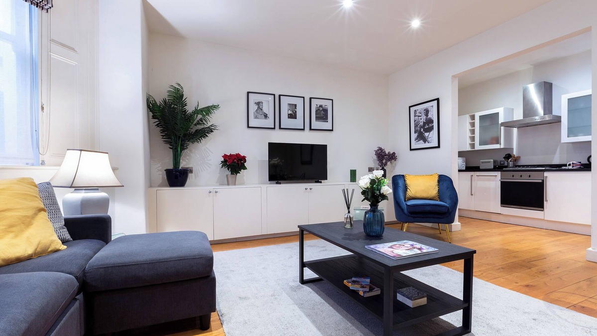 Knightsbridge and Belgravia Apartment | Hyde Park Knightsbridge Private Entrance